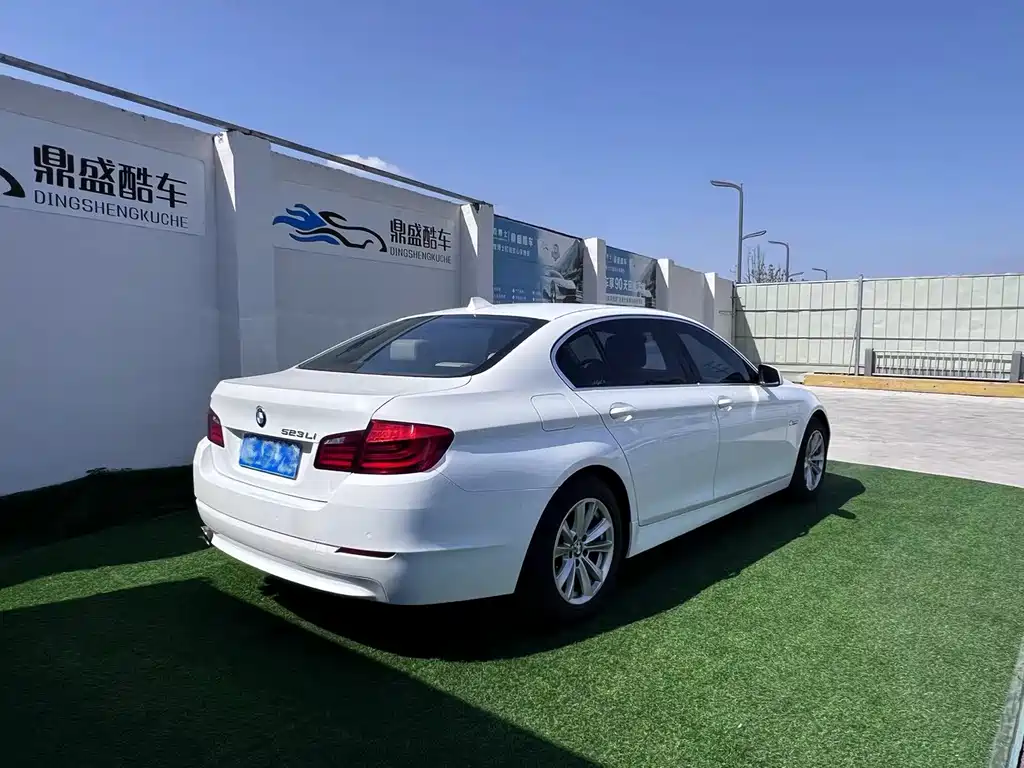 BMW 5 Series 5 2012 523Li Lead