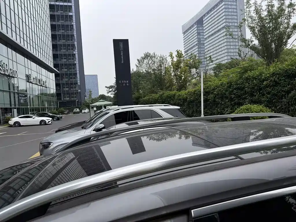 Mercedes-Benz GLB — миниатюра 8