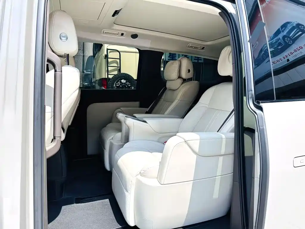 Li Auto Li MEGA — миниатюра 7