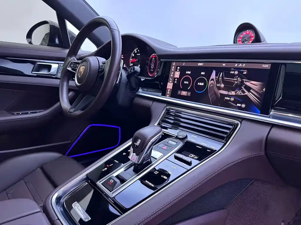 Porsche Panamera — миниатюра 12