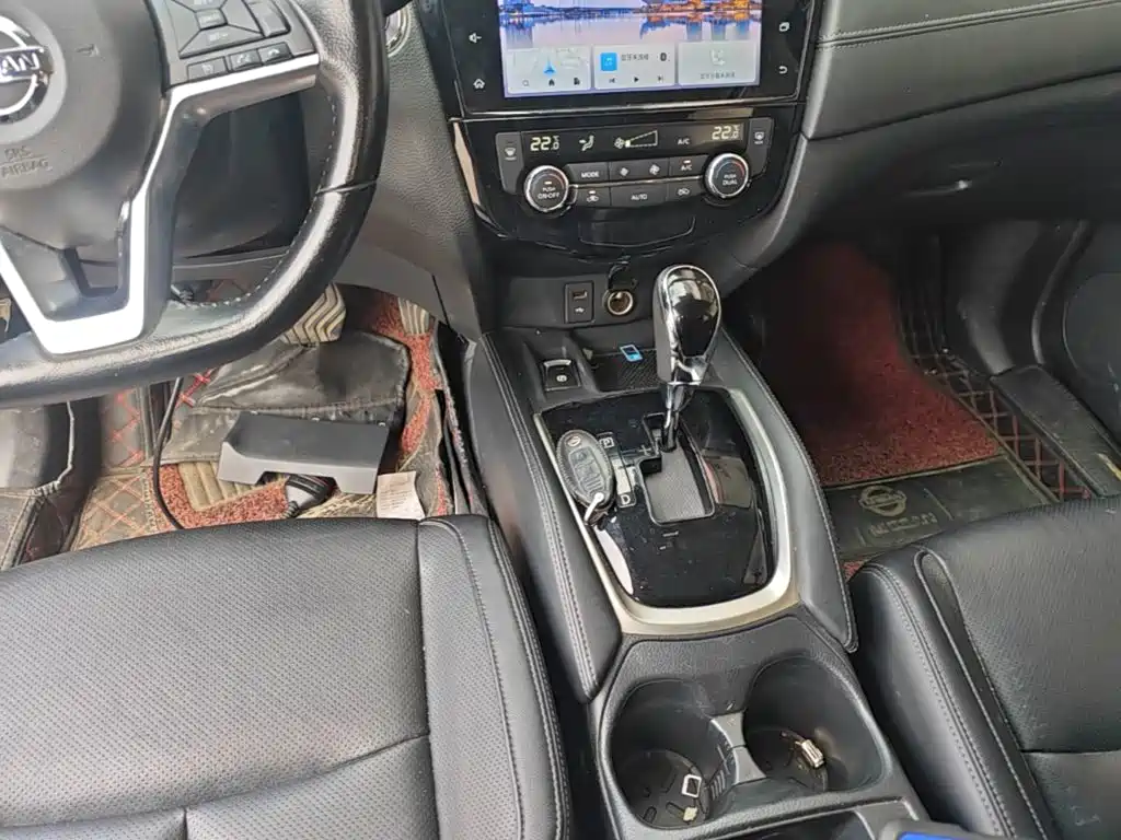 Nissan X-Trail — миниатюра 10