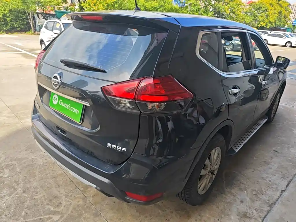 Nissan X-Trail — миниатюра 5