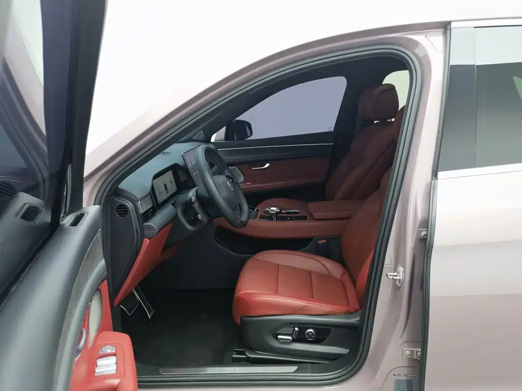 AITO AITO M5 — миниатюра 10