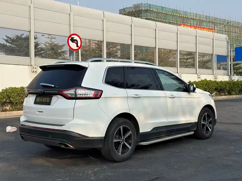 Ford Edge — миниатюра 5
