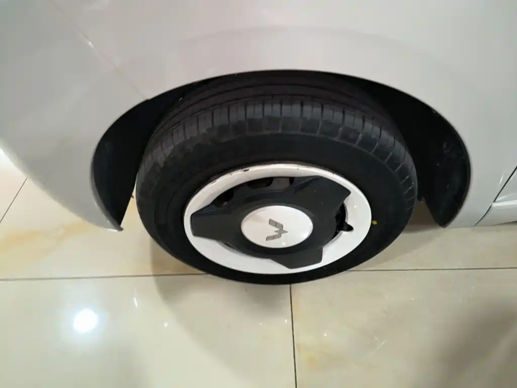 Wuling MINIEV — миниатюра 23