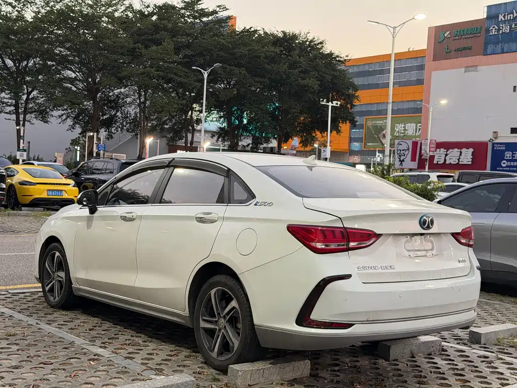 BAIC EU5 — миниатюра 5