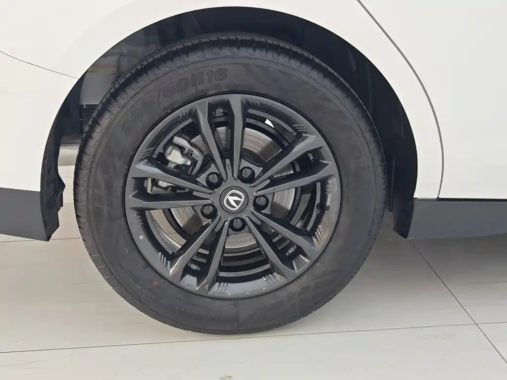 Changan Yida — миниатюра 16