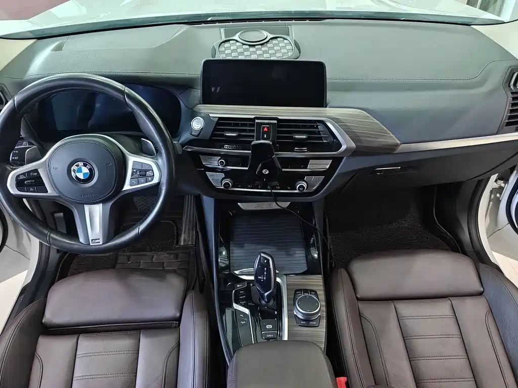 BMW X3 — миниатюра 9
