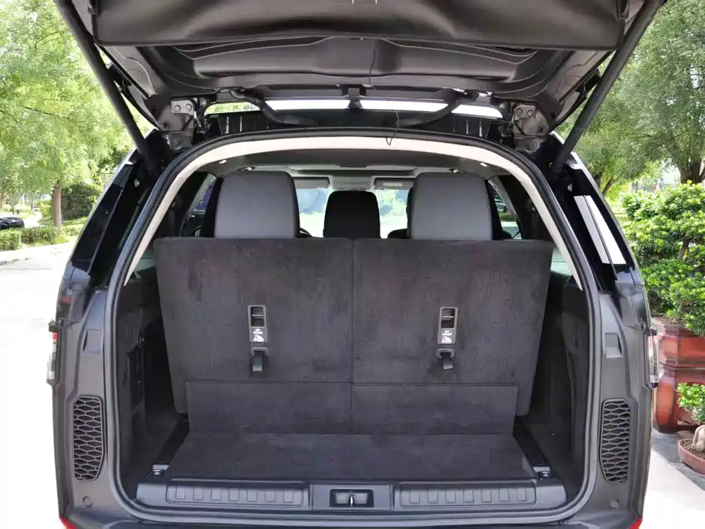 Land Rover Discovery — миниатюра 7