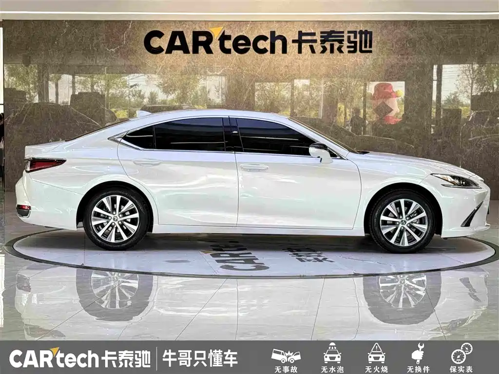 Lexus ES — миниатюра 8