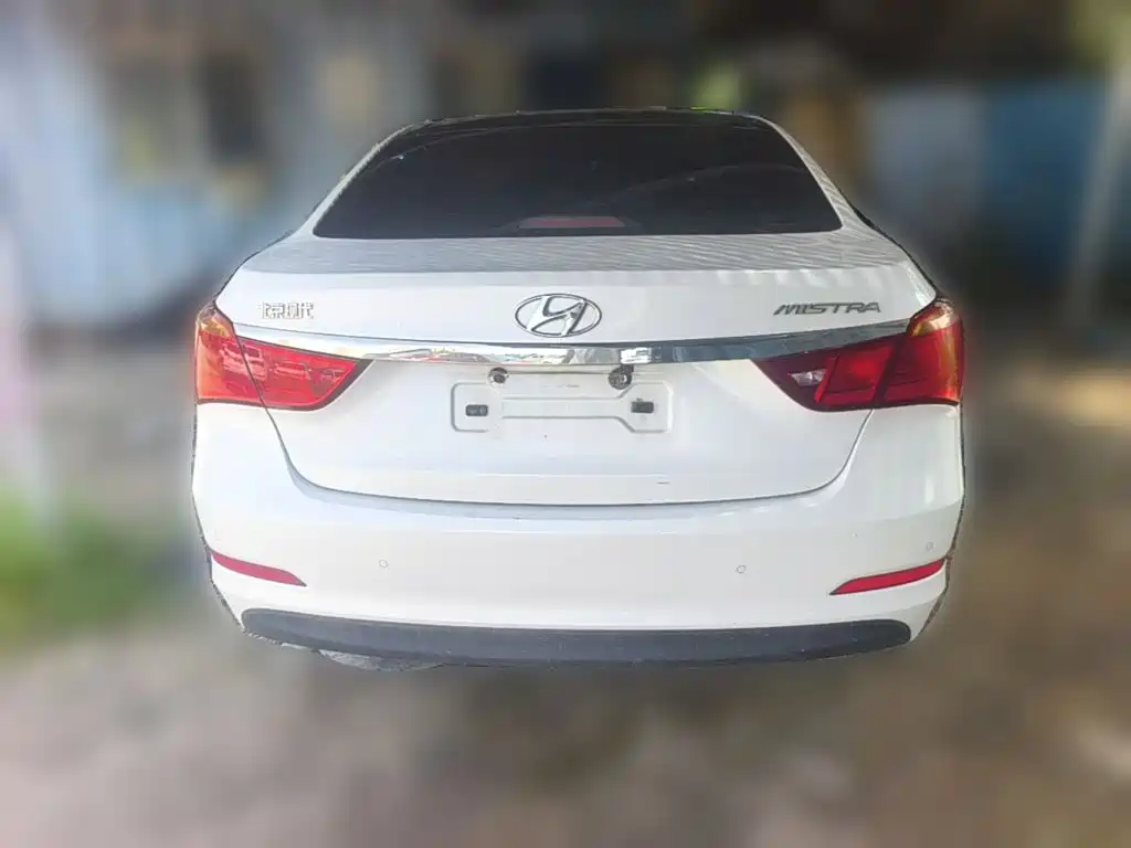 Hyundai Mistra — миниатюра 10