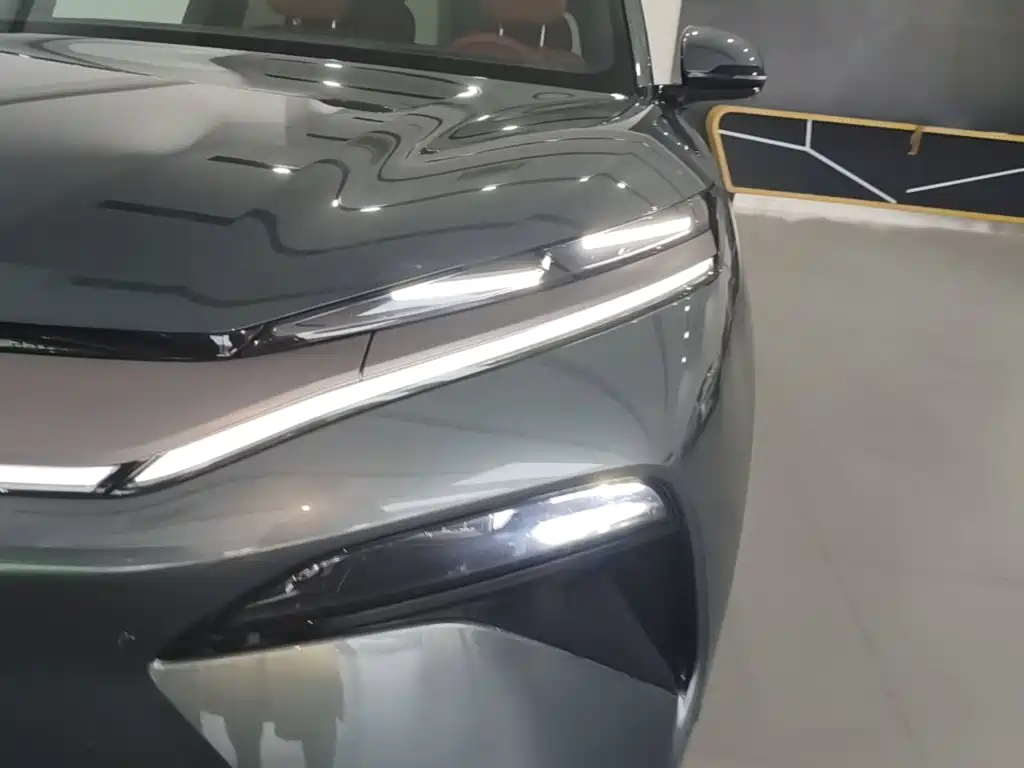 BYD Tang L — миниатюра 24