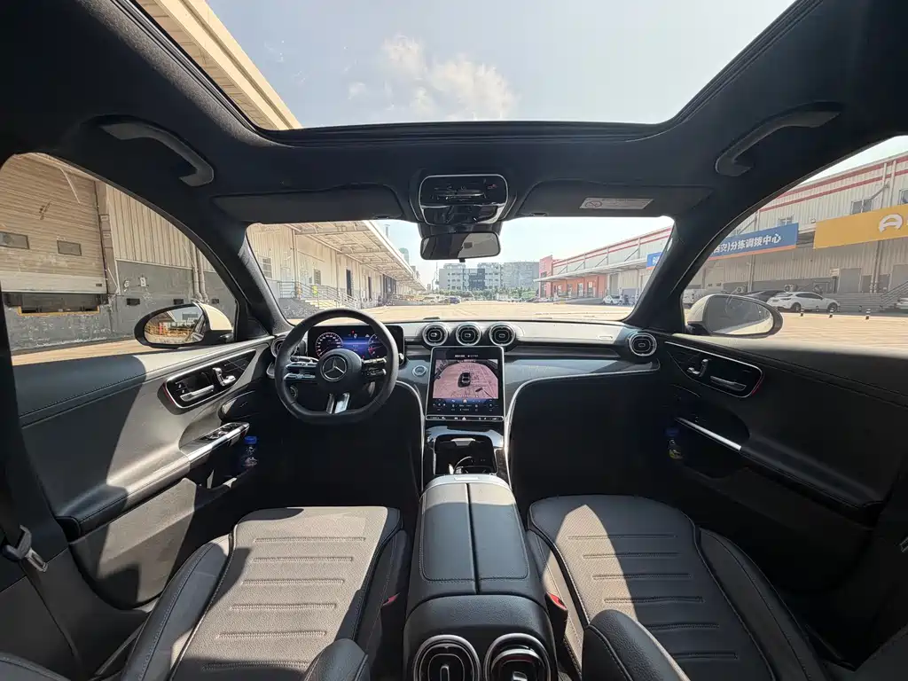 Mercedes-Benz C-Class — миниатюра 10