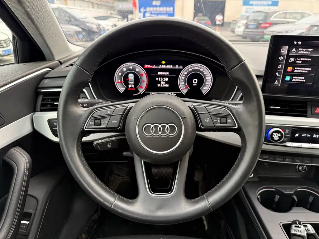 Audi A4L 2023 40 TFSI Luxury