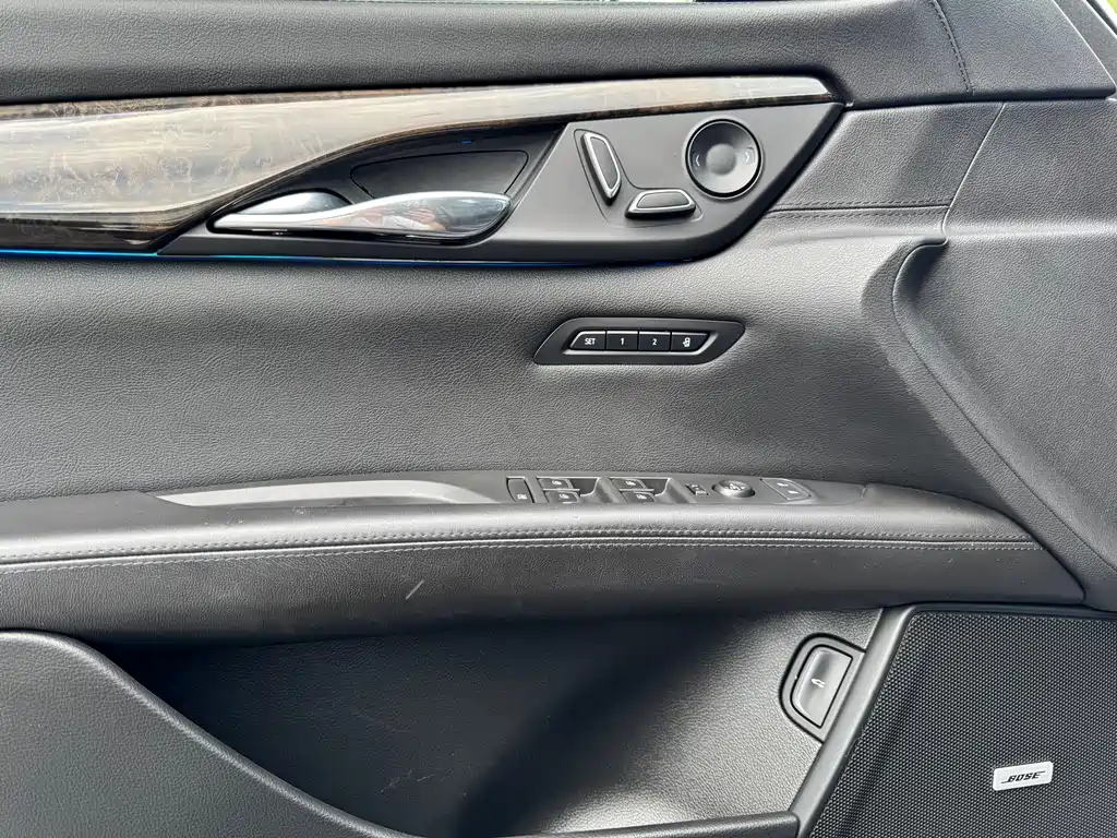 Cadillac CT6 — миниатюра 5