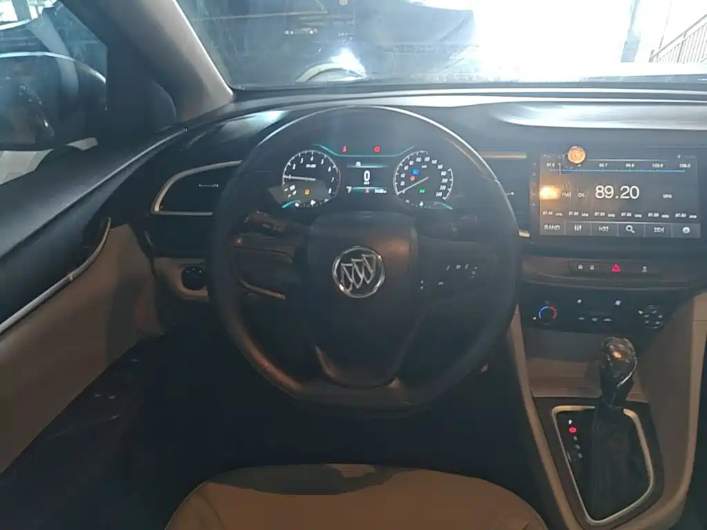 Buick Excelle — миниатюра 11