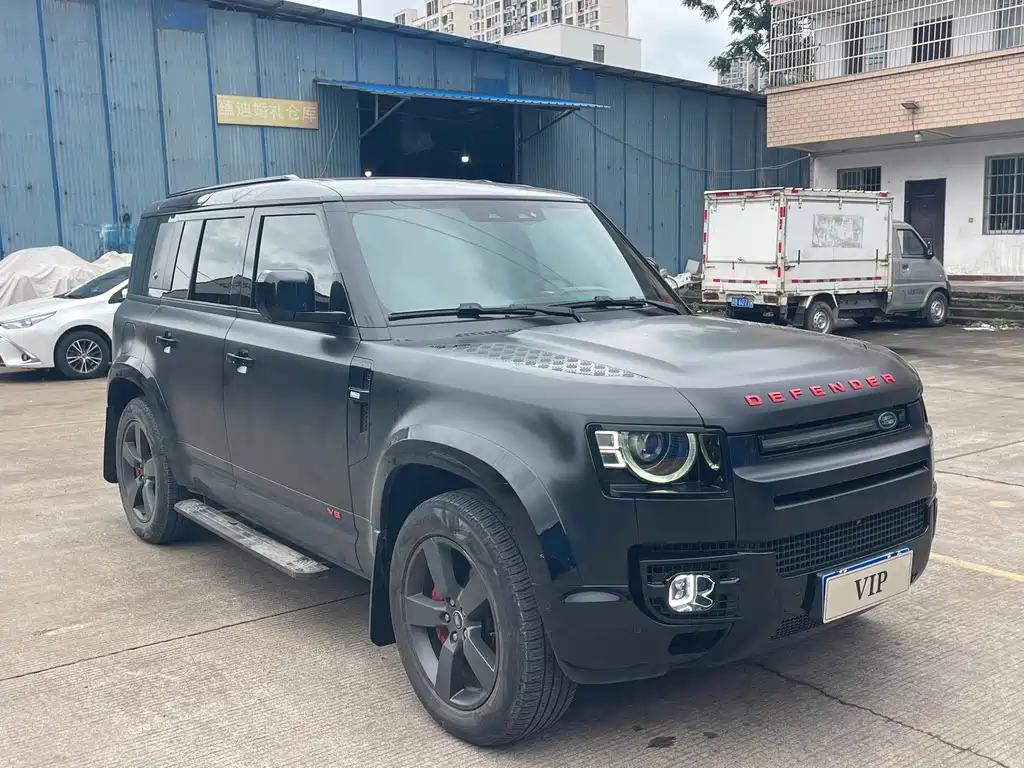 Land Rover Defender — миниатюра 3