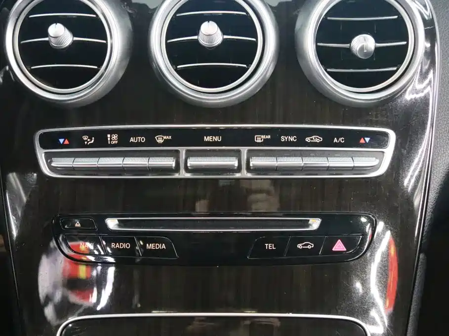 Mercedes-Benz GLC — миниатюра 9