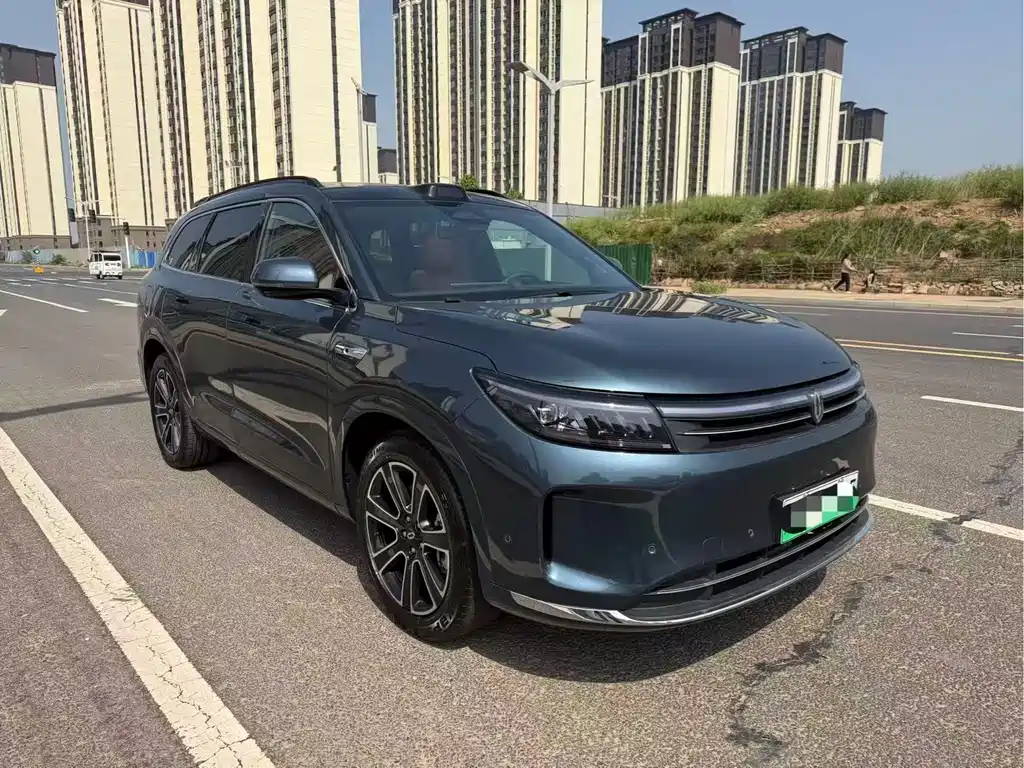 AITO Wenjie AITO M7