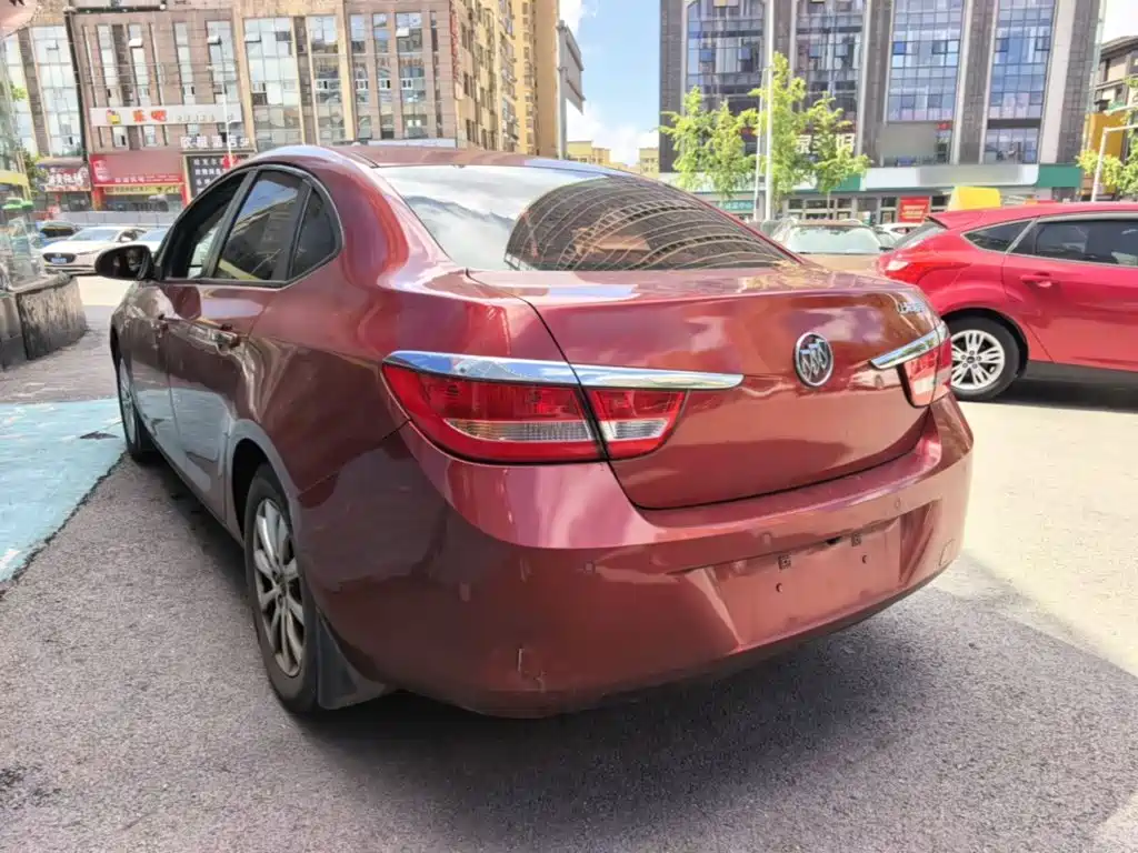 Buick Excelle — миниатюра 5