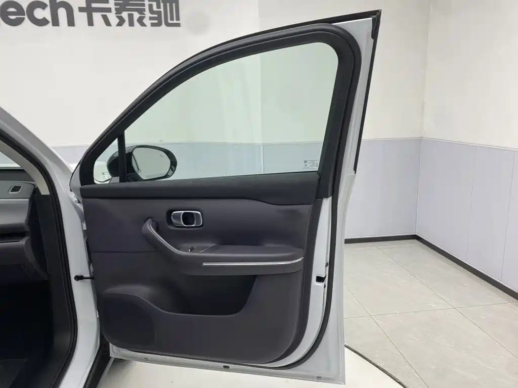 Leapmotor Leapmotor C10 — миниатюра 27