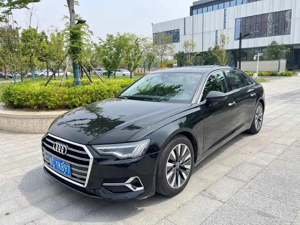 Audi A6L 2020