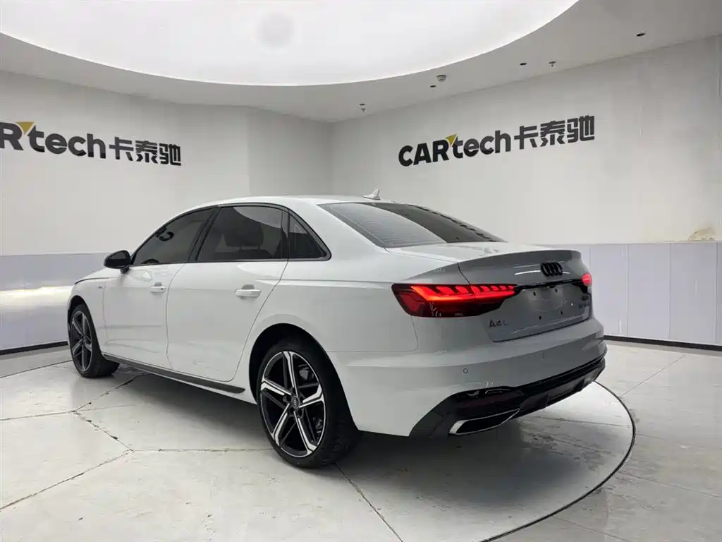 Audi A4L 2025 200 Enjoy 40 TFSI Luxury