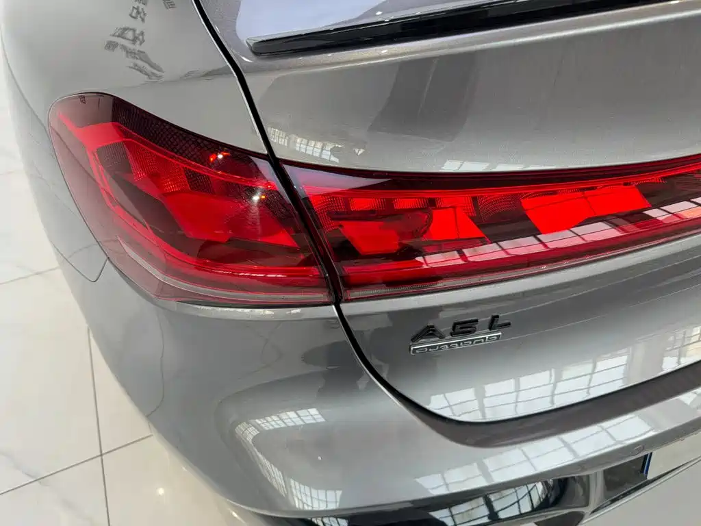 Audi A5L Sportback — миниатюра 7