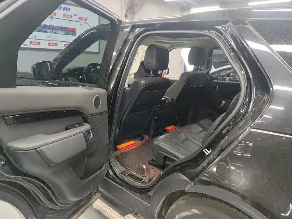Land Rover Discovery 2017 3.0 SC V6 SE