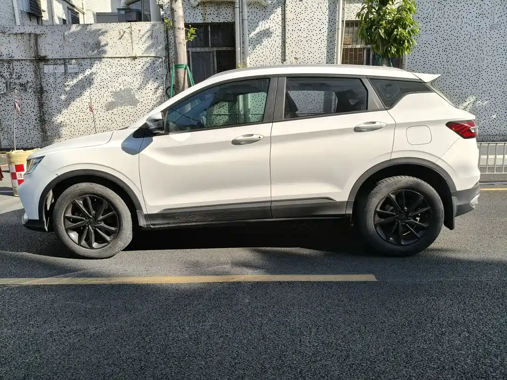 GEELY AUTOMOBILE BINYUE