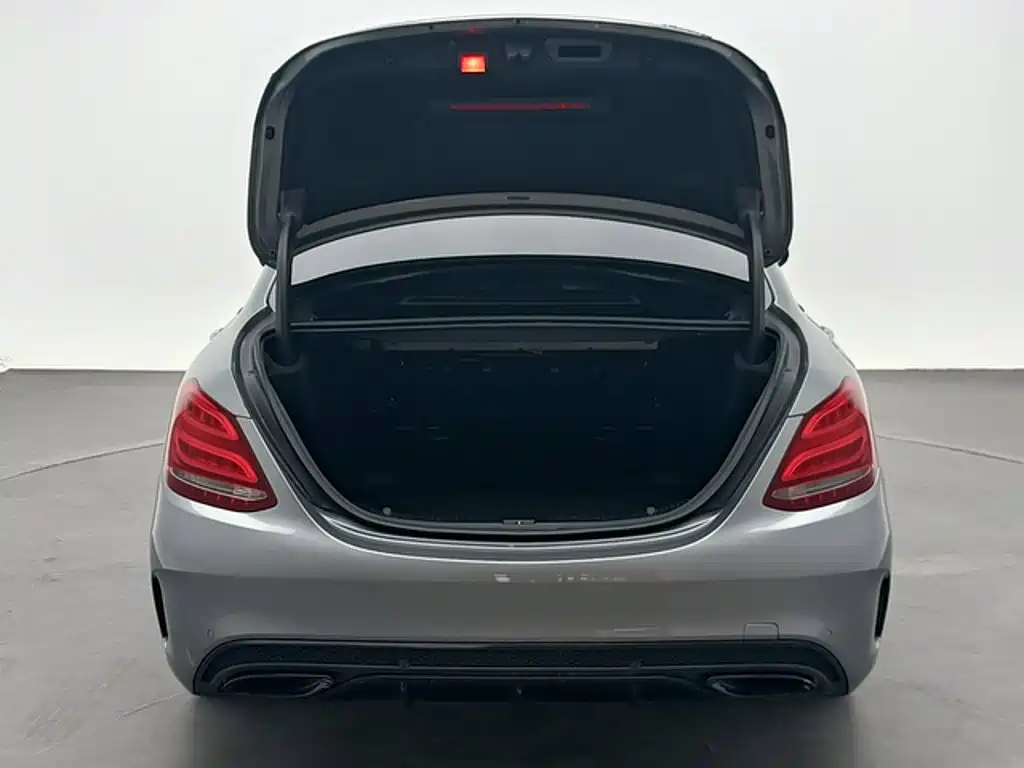 Mercedes-Benz C-Class — миниатюра 8