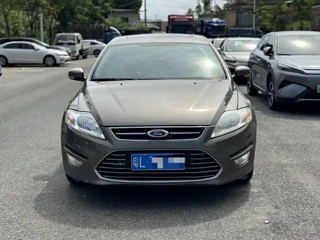Ford Mondeo Zhisheng — миниатюра 2