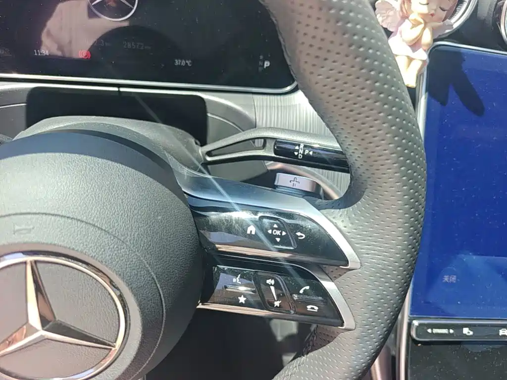 Mercedes-Benz C-Class — миниатюра 14