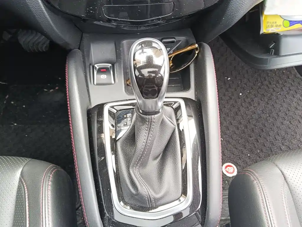 Nissan Qashqai — миниатюра 10