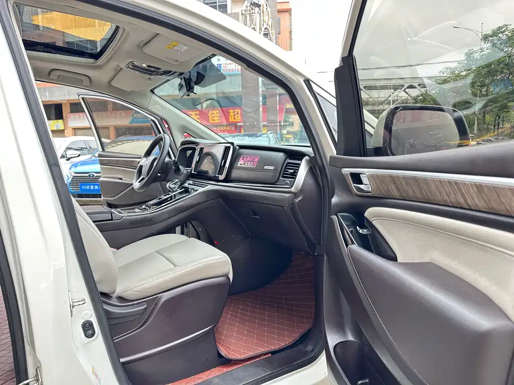 GAC Motor Trumpchi M8 — миниатюра 8