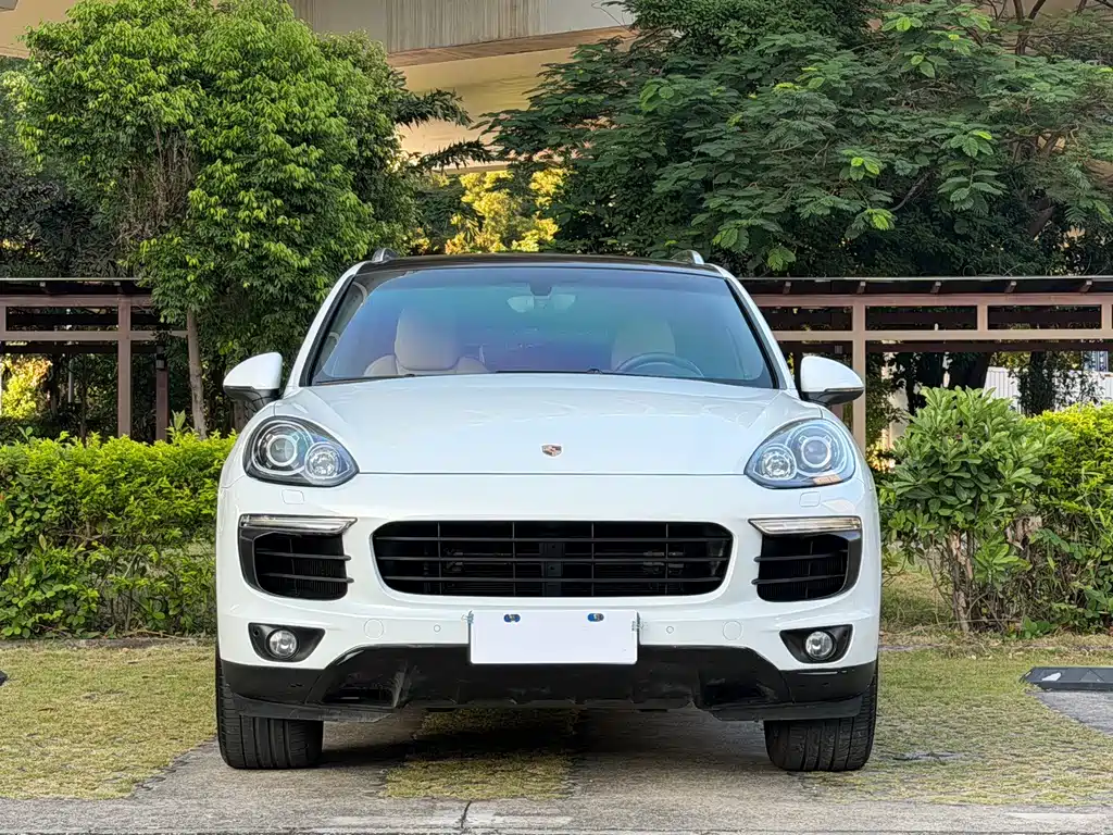 Porsche Cayenne — миниатюра 2