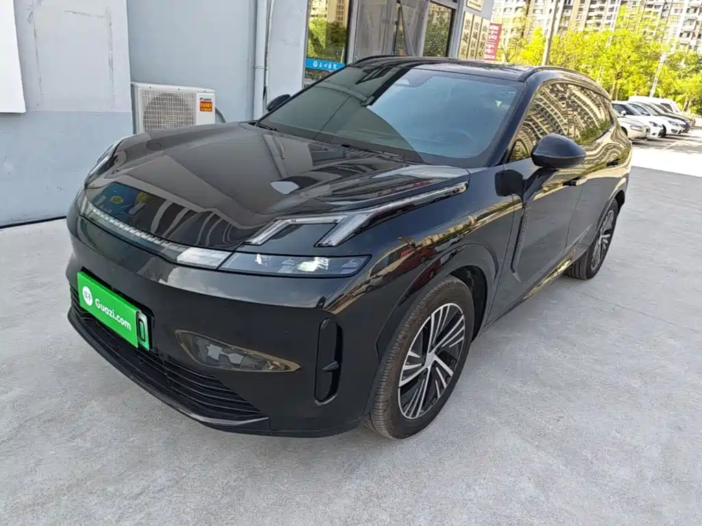Lynk & Co 08 EM-P — миниатюра 2