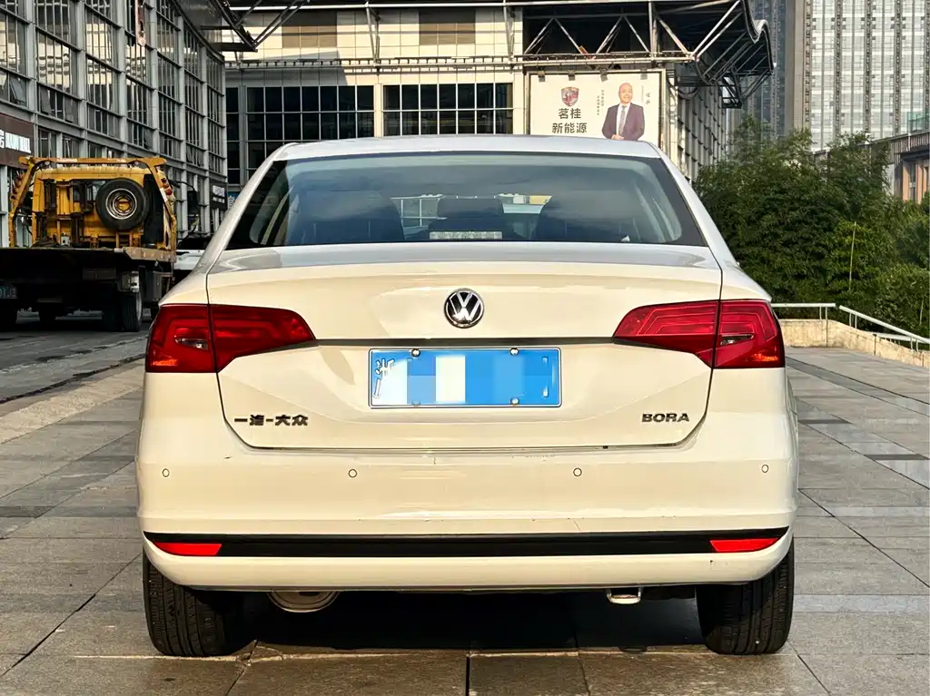 Volkswagen Bora — миниатюра 5