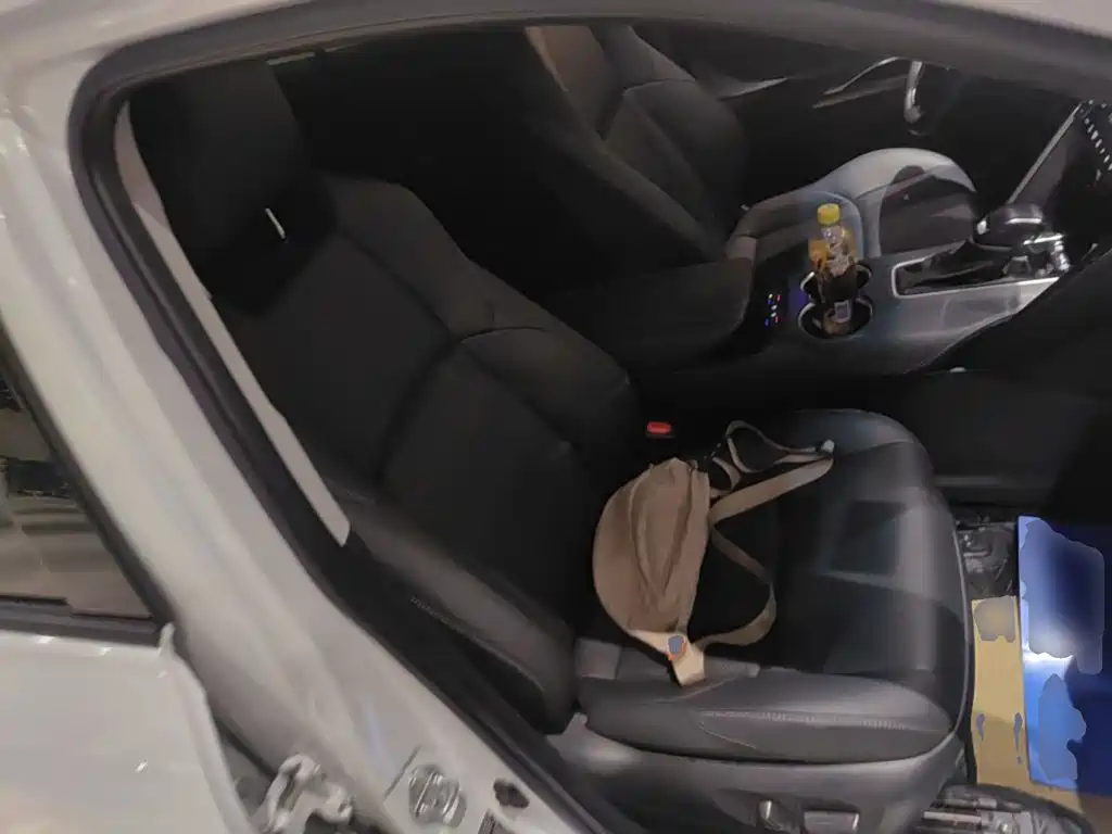 Toyota Venza — миниатюра 25