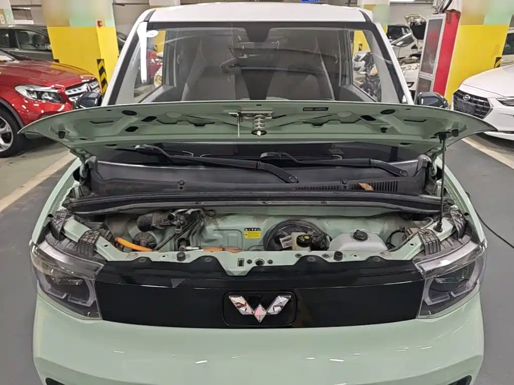 Wuling MINIEV — миниатюра 20