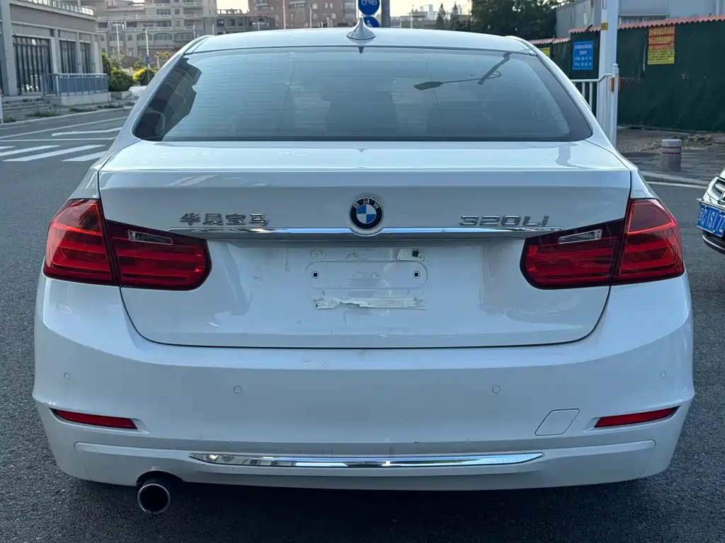 BMW 3 Series — миниатюра 8