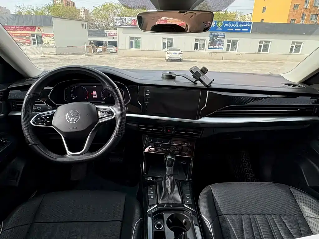Volkswagen Passat - фото 5