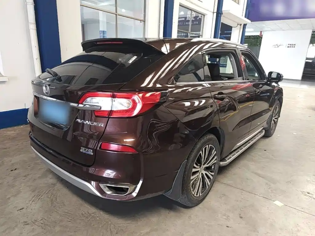 Honda Avancier — миниатюра 7