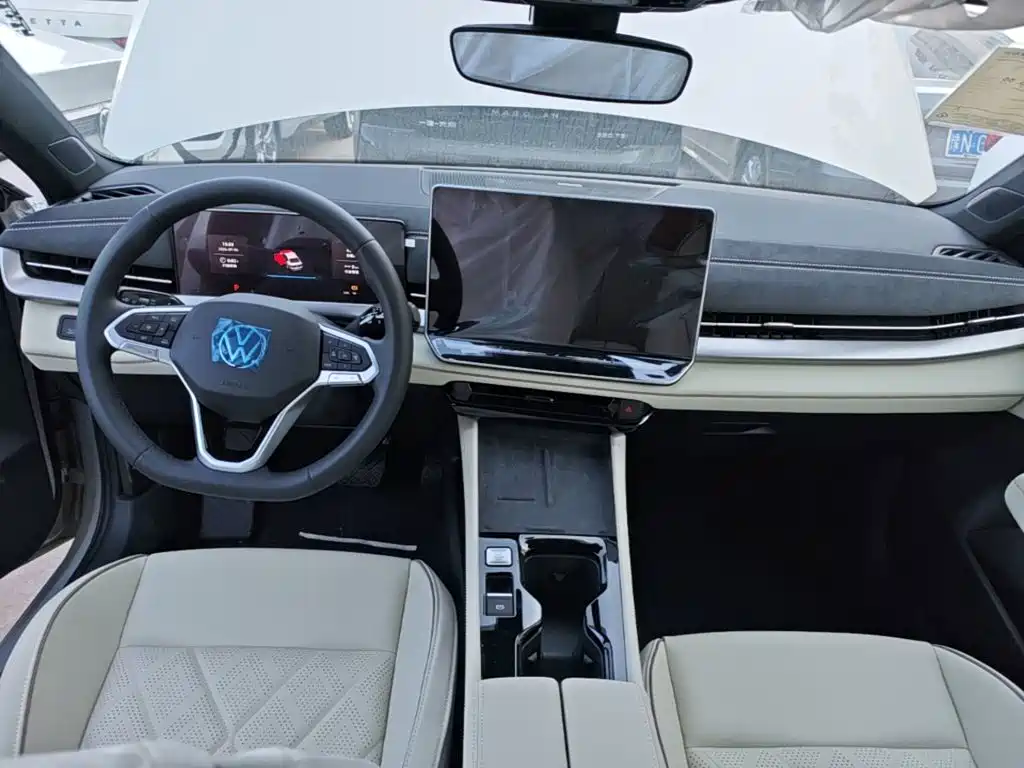 Volkswagen Sagitar — миниатюра 10