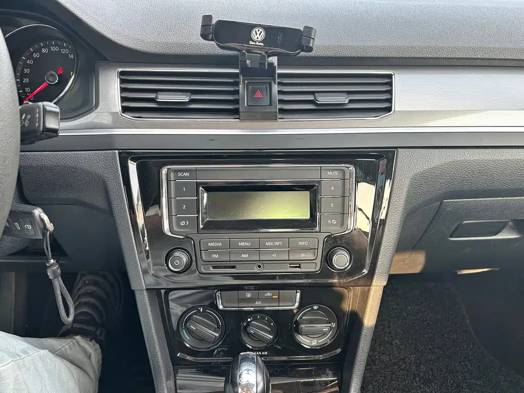Volkswagen Bora — миниатюра 10
