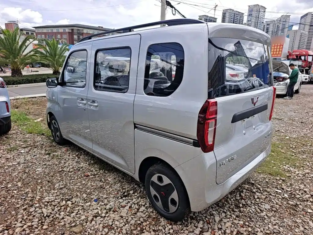 Wuling Zhiguang EV — миниатюра 5