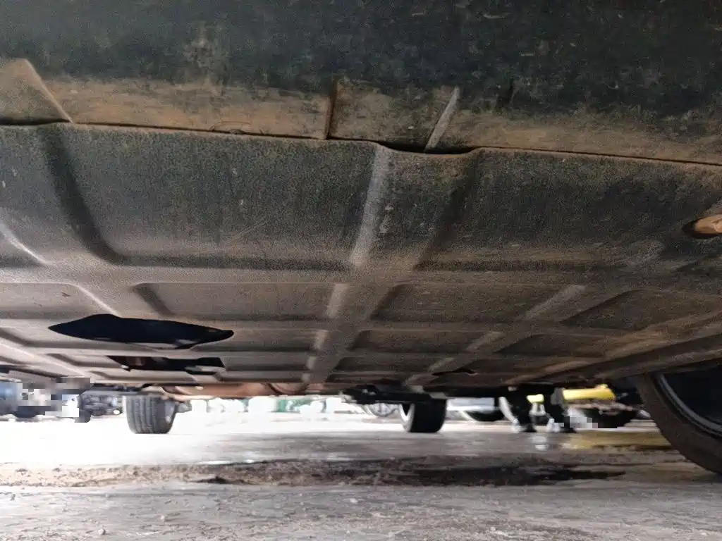 Geely L HiP — миниатюра 25