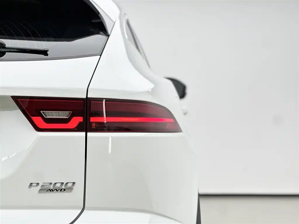 Jaguar E-Pace — фотографии объявления, Фото 16