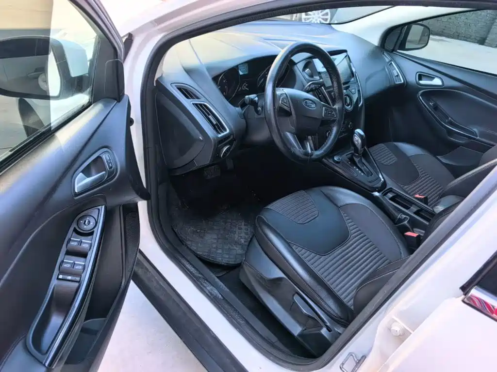 Ford Focus — миниатюра 16