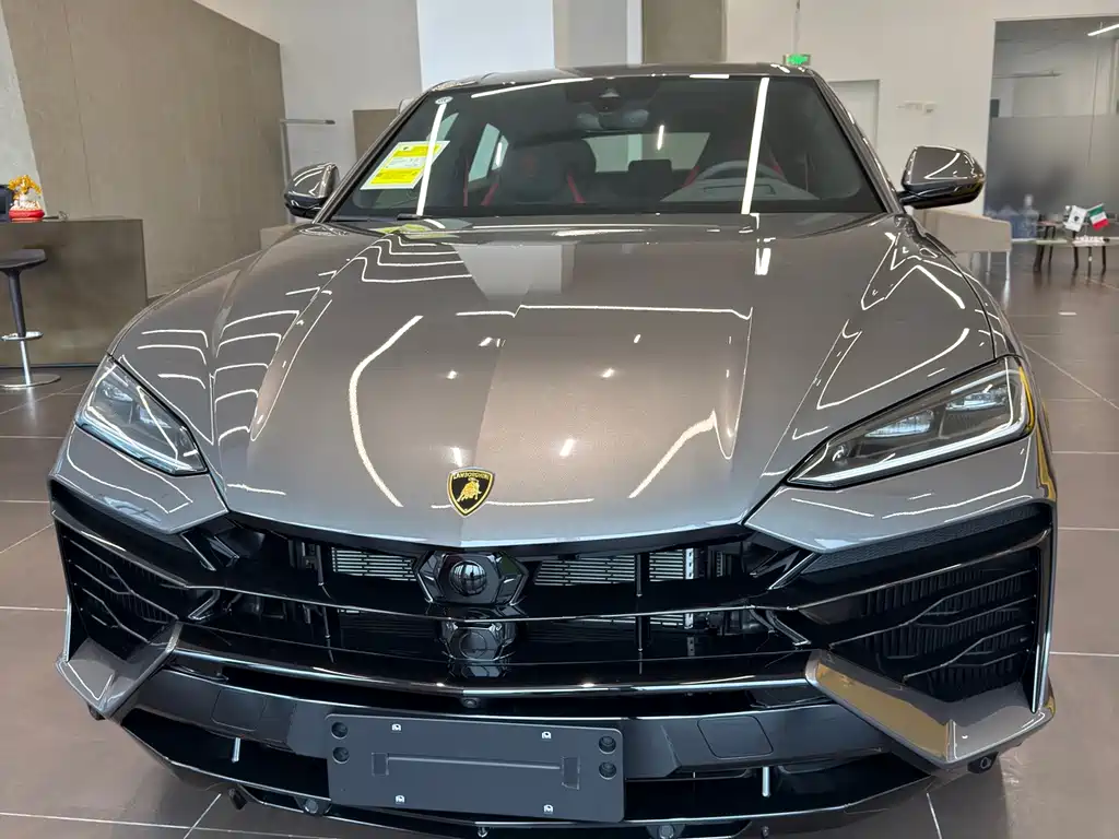 Lamborghini Urus SE — миниатюра 3